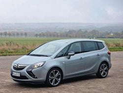 Gebraucht 2014 Opel Zafira Tourer Van / Kleinbus | 7.400 € (Guter Preis)