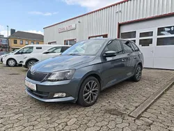 Grau Gebraucht 2015 Skoda Fabia Kombi | 4.999 € (Guter Preis)