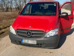 Rot Gebraucht 2012 Mercedes Vito Van / Kleinbus | 4.800 €