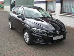 Schwarz metallic Gebraucht 2017 Fiat Tipo Easy Kombi | 13.490 € (Teuer)