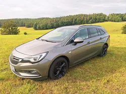 Grau Gebraucht 2017 Opel Astra Innovation Kombi | 8.549 € (Fairer Preis)