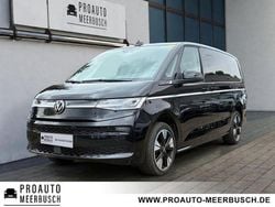 Deep black perleffekt Gebraucht 2023 VW T7 Style Van | 51.640 € (Fairer Preis)