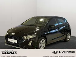 Grau Gebraucht 2024 Hyundai i20 Select Limousine | 17.590 € (Guter Preis)