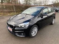 Schwarz Gebraucht 2016 BMW 218 Active Tourer Advantage Van / Kleinbus | 10.499 € (Fairer Preis)