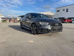 Grau Gebraucht 2019 Audi A3 Ambiente Limousine | 17.900 € (Guter Preis)
