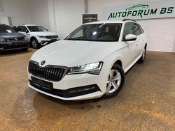 Weiß Gebraucht 2021 Skoda Superb Kombi | 22.290 € (Guter Preis)