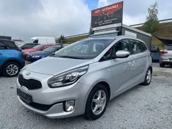 Silber Gebraucht 2015 Kia Carens Edition 7 Van / Kleinbus | 8.990 € (Guter Preis)