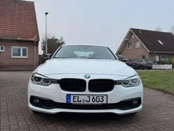 Weiß Gebraucht 2018 BMW 330 Performance Limousine | 26.500 € (Etwas zu teuer)