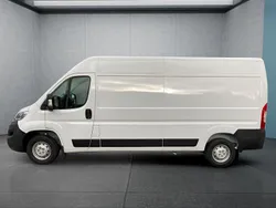 Weiß Gebraucht 2024 Citroën Jumper Van / Kleinbus | 28.149 € (Superpreis)
