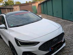 Weiß Gebraucht 2024 Ford Focus ST Kombi | 29.950 € (Guter Preis)