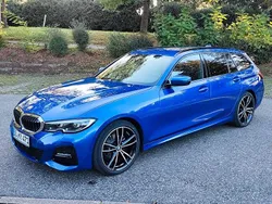 Blau Gebraucht 2020 BMW 320 M Sport Kombi | 32.500 € (Guter Preis)