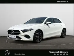 Weiß Gebraucht 2024 Mercedes A180 Advanced Kleinwagen | 27.790 € (Guter Preis)