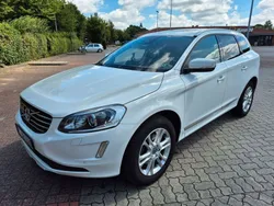 Weiß Gebraucht 2015 Volvo XC60 Linje Inscription SUV | 19.099 € (Fairer Preis)