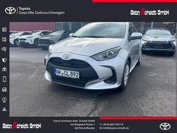 Silber Gebraucht 2023 Toyota Yaris Comfort Kleinwagen | 16.277 € (Fairer Preis)