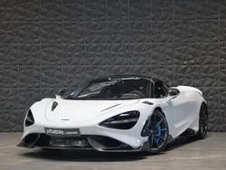 Weiß Gebraucht 2021 McLaren 765LT Coupé | 459.900 € (Teuer)