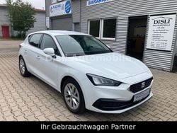 Weiß Gebraucht 2021 Seat Leon Reference Limousine | 13.990 € (Fairer Preis)