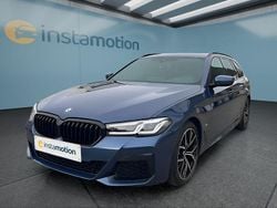 Blau Gebraucht 2023 BMW 520 Kombi | 40.899 € (Teuer)