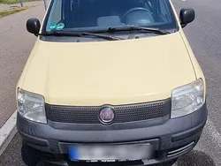 Gelb Gebraucht 2010 Fiat Panda Kleinwagen | 1.100 € (Guter Preis)