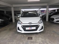 Weiß Gebraucht 2017 Hyundai i10 Trend Kleinwagen | 8.750 € (Fairer Preis)