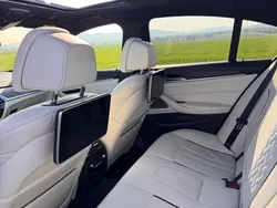 Grau Gebraucht 2021 BMW 545e Sport Line Limousine | 46.500 € (Teuer)