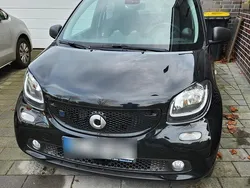 Schwarz Gebraucht 2018 Smart ForFour Electric Drive Passion Kleinwagen | 9.500 € (Etwas zu teuer)