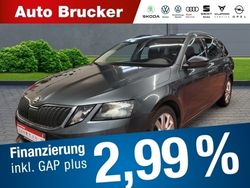 Grau Gebraucht 2017 Skoda Octavia Ambition Kombi | 16.770 € (Teuer)