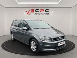 Grau Gebraucht 2018 VW Touran Comfortline Van / Kleinbus | 15.600 € (Superpreis)