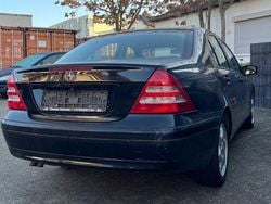 Schwarz Gebraucht 2004 Mercedes C180 Limousine | 2.450 € (Guter Preis)