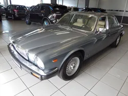 Grau Gebraucht 1990 Jaguar XJ12 Sovereign Limousine | 14.990 €
