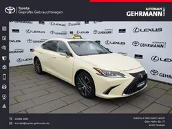 Beige Neu 2025 Lexus ES300H Limousine | 49.990 € (Fairer Preis)