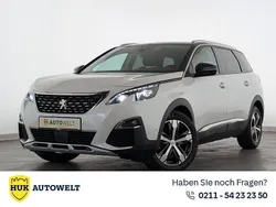 Weiß Gebraucht 2020 Peugeot 5008 Allure Van / Kleinbus | 19.460 € (Fairer Preis)