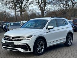 Weiß Gebraucht 2022 VW Tiguan R-line SUV | 29.480 € (Superpreis)
