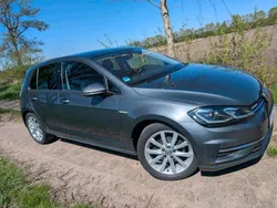 Grau Gebraucht 2018 VW Golf VII Limousine | 13.900 € (Fairer Preis)