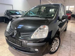Schwarz Gebraucht 2007 Renault Modus Van / Kleinbus | 2.690 € (Fairer Preis)