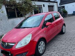 Rot Gebraucht 2007 Opel Corsa Kleinwagen | 2.500 €