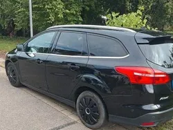 Schwarz Gebraucht 2015 Ford Focus Titanium Limousine | 6.490 € (Superpreis)