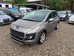 Grau Gebraucht 2011 Peugeot 3008 Platinum SUV | 2.850 € (Etwas zu teuer)