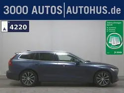 Denim blue / metallic Gebraucht 2022 Volvo V60 Momentum Kombi | 19.980 € (Superpreis)