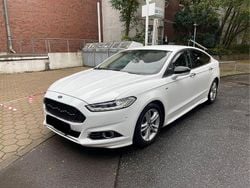 Weiß Gebraucht 2017 Ford Mondeo ST-Line Limousine | 9.899 € (Guter Preis)