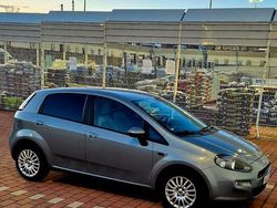 Grau Gebraucht 2012 Fiat Punto Evo Kleinwagen | 5.690 € (Teuer)