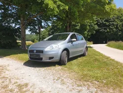Grau Gebraucht 2007 Fiat Punto Kleinwagen | 2.200 € (Fairer Preis)