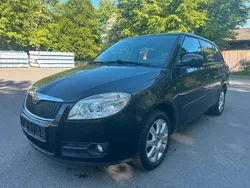 Schwarz Gebraucht 2009 Skoda Fabia Ambiente Kleinwagen | 2.200 € (Guter Preis)