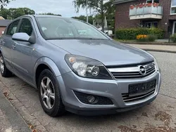 Silber Gebraucht 2008 Opel Astra Edition Limousine | 2.950 € (Fairer Preis)