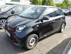 Schwarz Gebraucht 2022 Smart ForFour Electric Drive Limousine | 9.990 € (Fairer Preis)