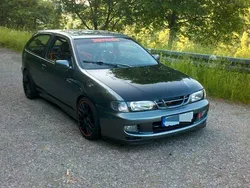 Grau Gebraucht 1998 Nissan Almera Kleinwagen | 5.999 €