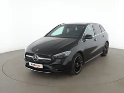 Grau Gebraucht 2022 Mercedes B250 AMG line Van / Kleinbus | 30.010 €