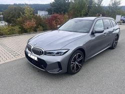 Grau Gebraucht 2024 BMW 330e Comfort Edition Kombi | 41.900 € (Guter Preis)