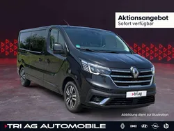 Tenebroschwarz Gebraucht 2022 Renault Trafic Van | 44.890 € (Teuer)