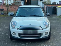 Beige Gebraucht 2011 Mini Cooper Kleinwagen | 3.300 € (Fairer Preis)