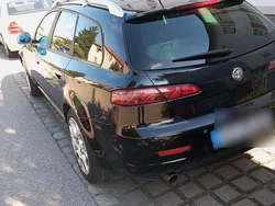 Schwarz Gebraucht 2009 Alfa Romeo 159 Kombi | 1.800 € (Superpreis)